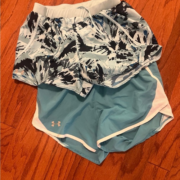 Under Armour Women's Blue and Black Shorts - Picture 1 of 4